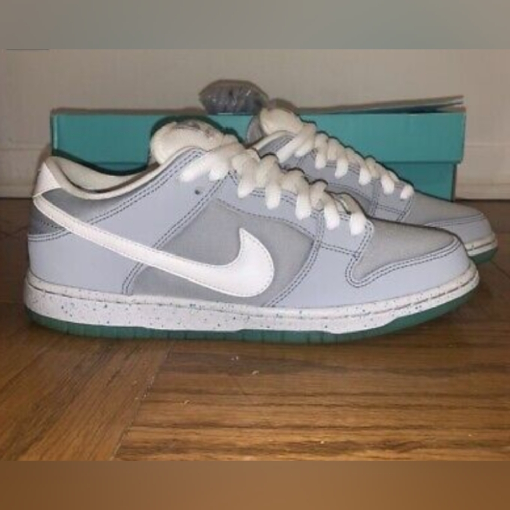 Nike SB Dunk Low Wolf Grey Marty McFly Mens Size 8 * RARE VINTAGE *
